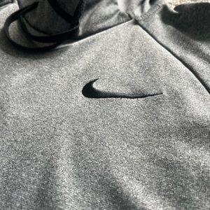Nike thermafit hoodie